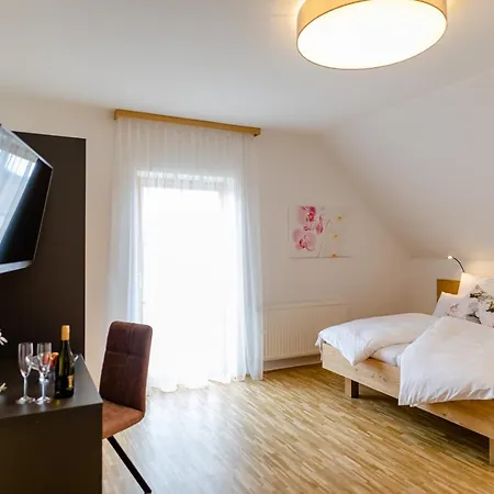 Апартаменты Gaestezimmer Hambammer