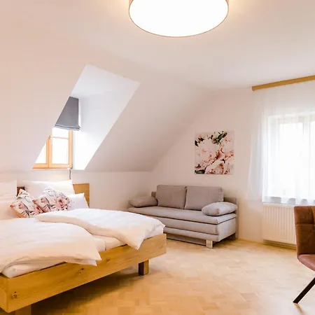 Appartement Gaestezimmer Hambammer